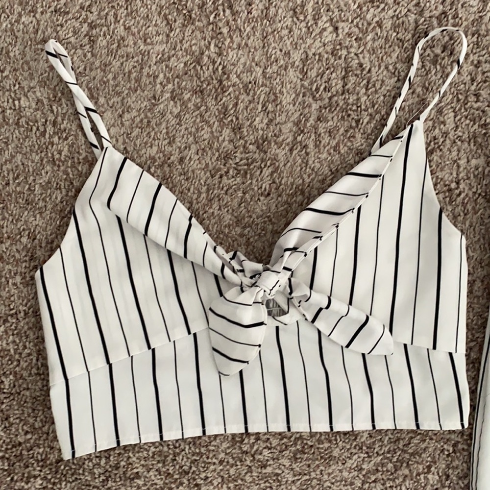 Two piece Set - Picture 3 of 3